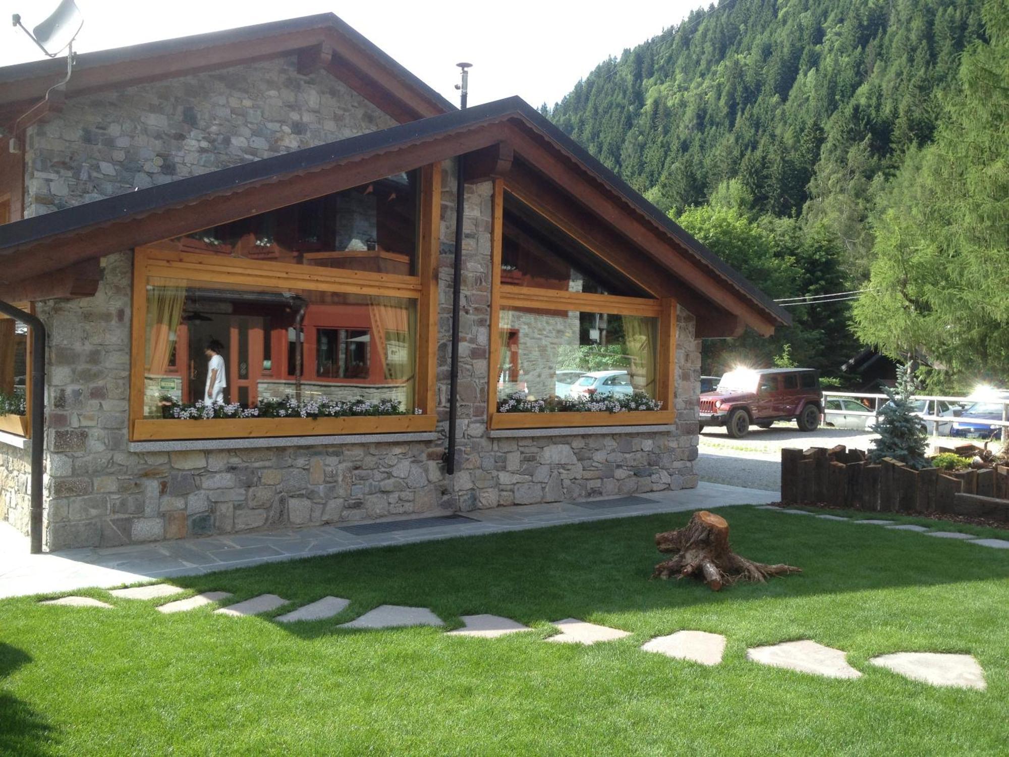 La Tana Dell'Orso Hotel & Spa Ponte Di Legno Exterior photo